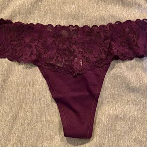 Victoria’s Secret lace waist thong panty Size Small